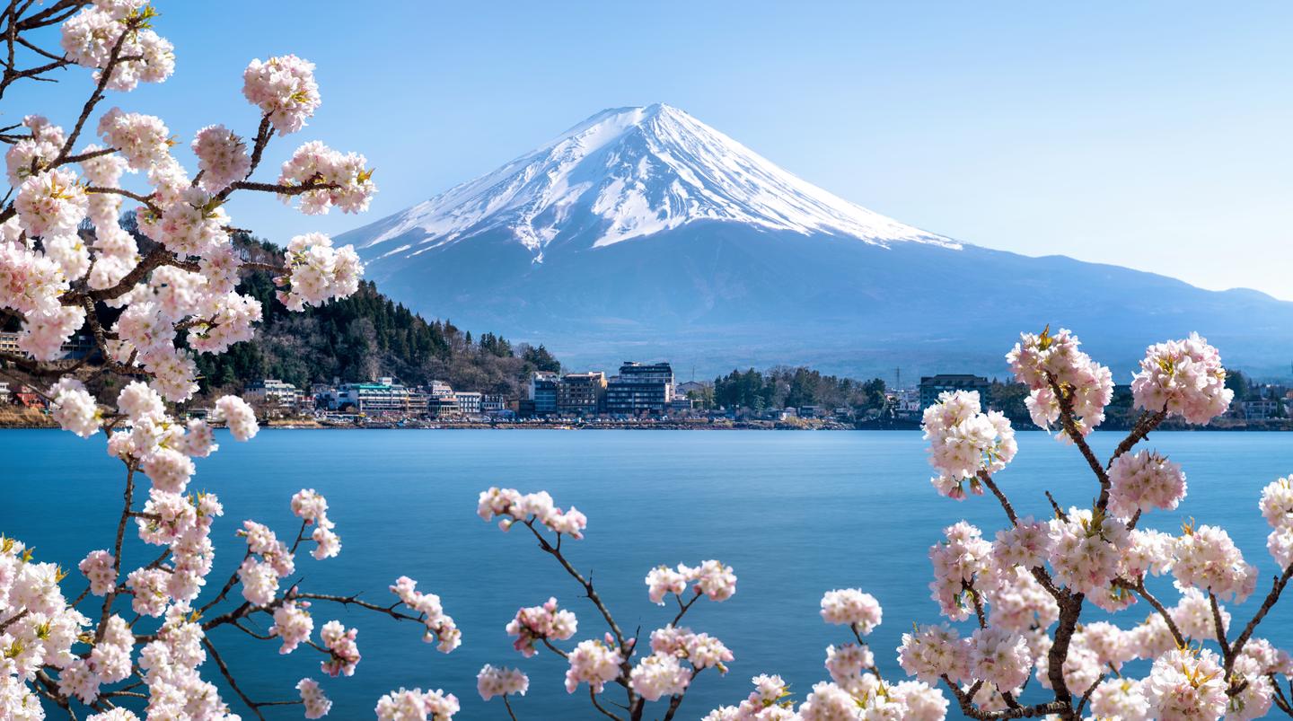 japan-fuji-g-1387620459.jpg