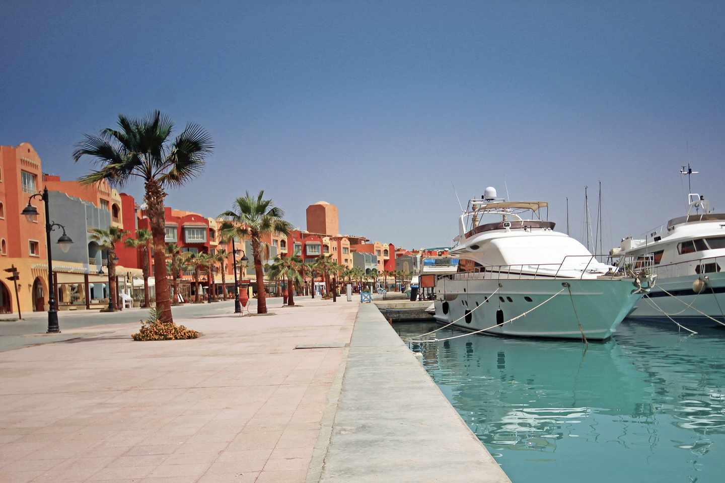 aegypten-hurghada-marina-promenade-g627338106.jpg