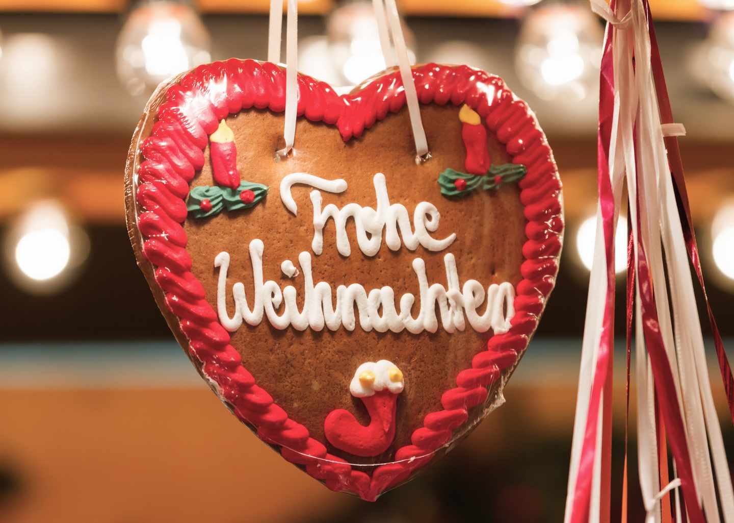 deutschland-weihnachtsmarkt-lebkuchenherz-g-523019971.jpg