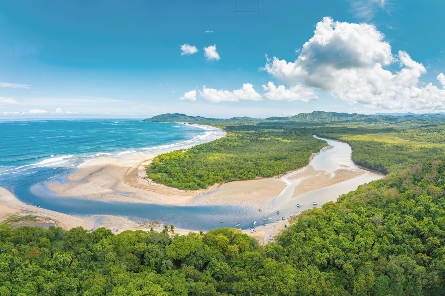costa-rica-guanacaste-tamarindo-strand-g-1676360736_v2.jpg