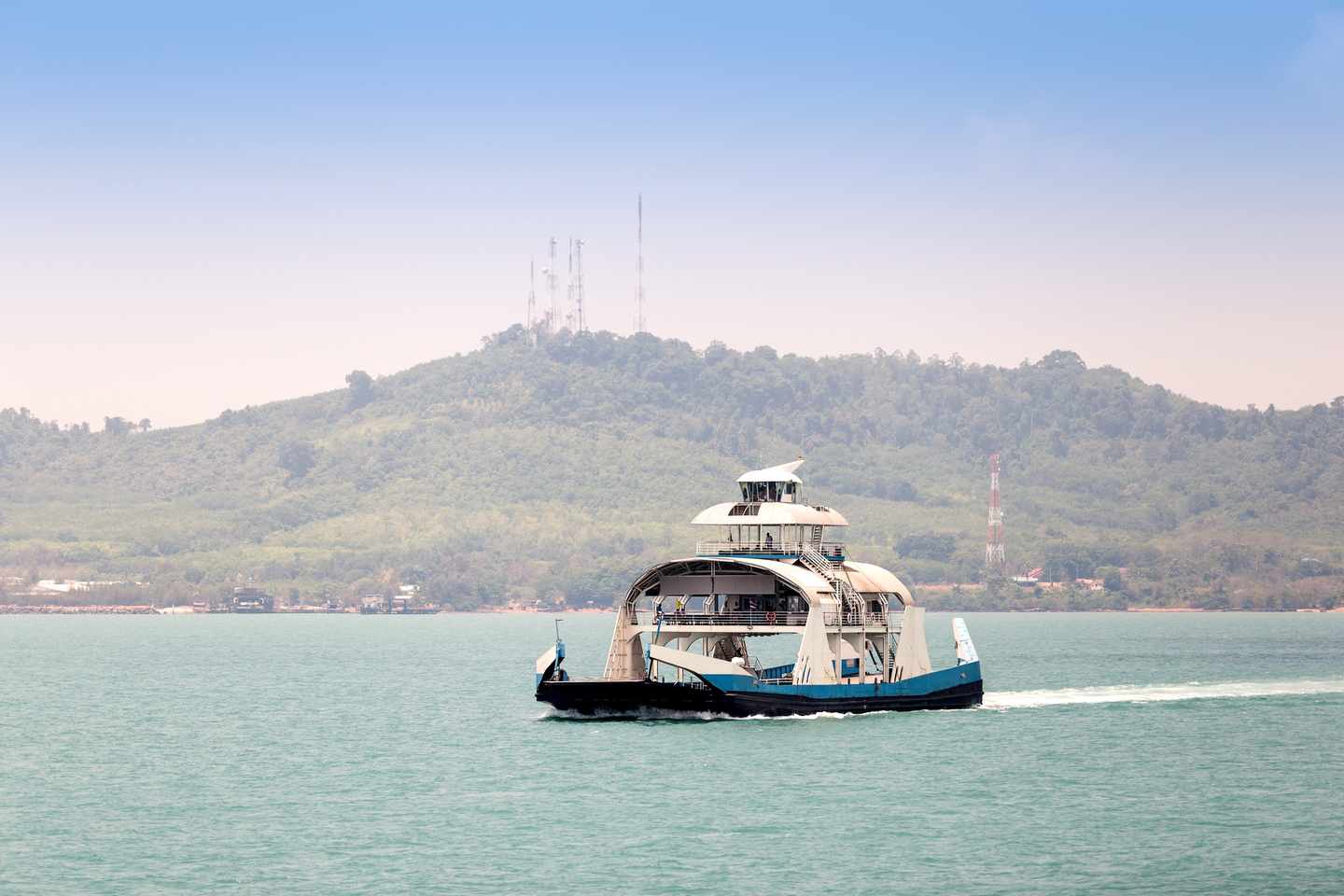 thailand-koh-chang-faehre-t-534128020.jpg