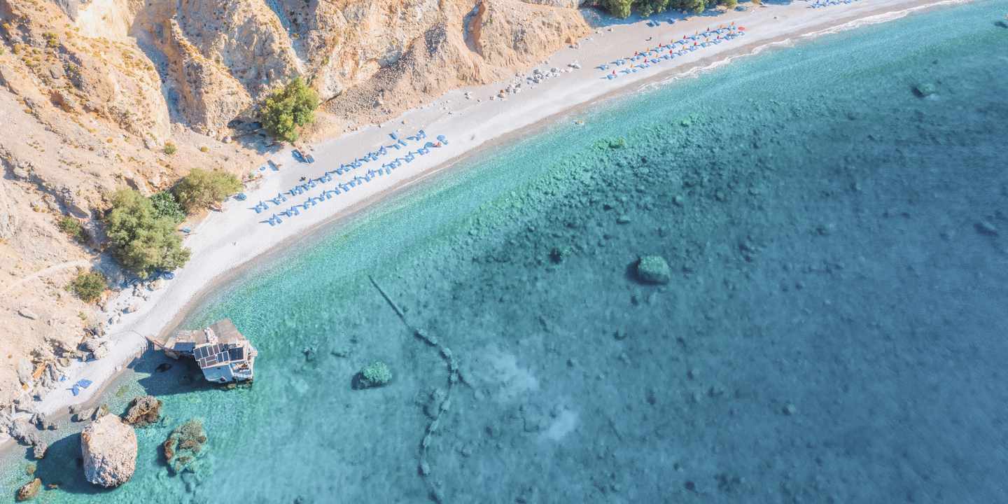 griechenland-kreta-glyka-nera-strand-g-1164783179.jpg