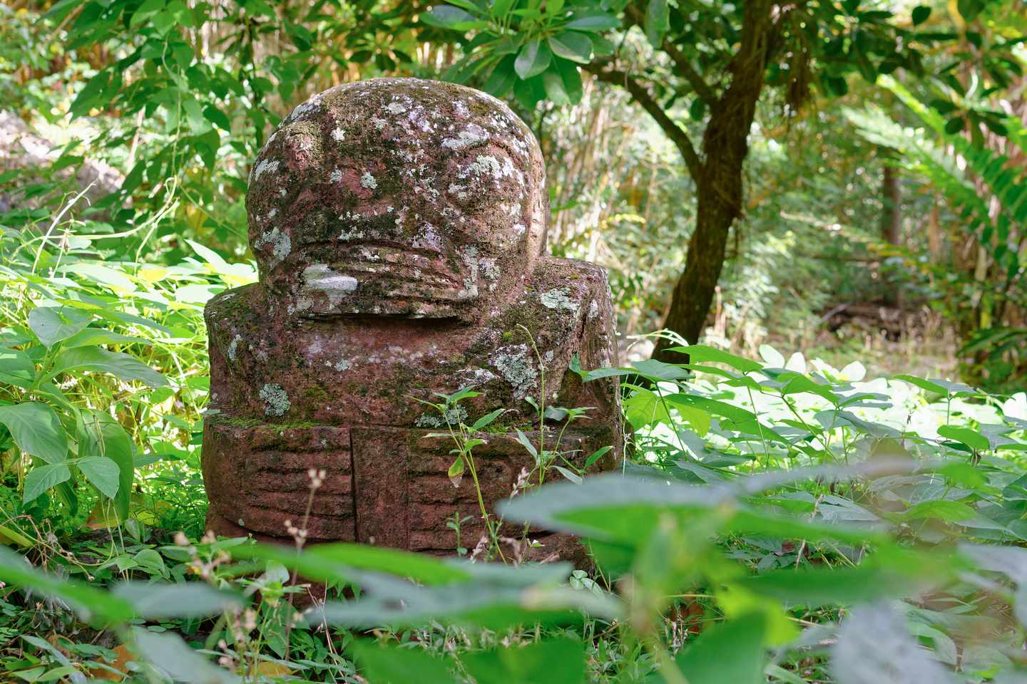 blt7e432b1a9c5278a3-Franz_sische-Polynesien-Stein-Tiki-g-1348345930.jpg Stein Tiki in Französisch Polynesien