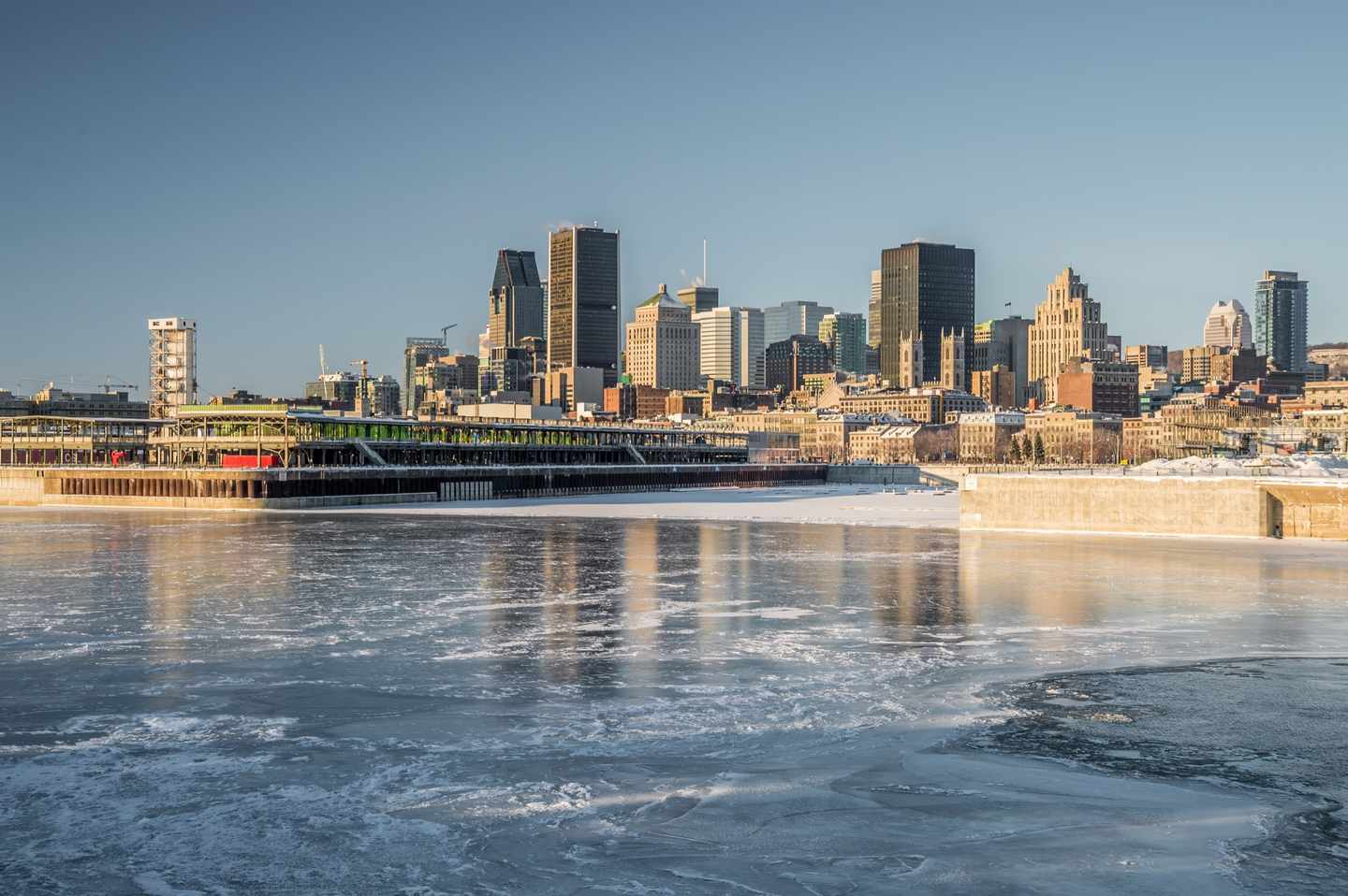 kanada-montreal-winter-t-513500348.jpg
