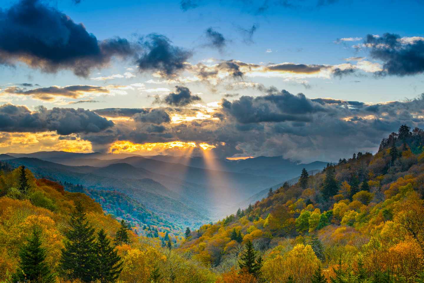 usa-tennessee-great-smoky-mountains-t-187754965.jpg