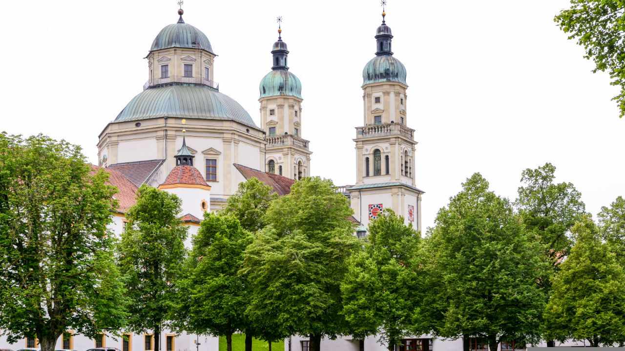 allgaeu-kempten-st-lorenz-basilika-t-811888292.jpg
