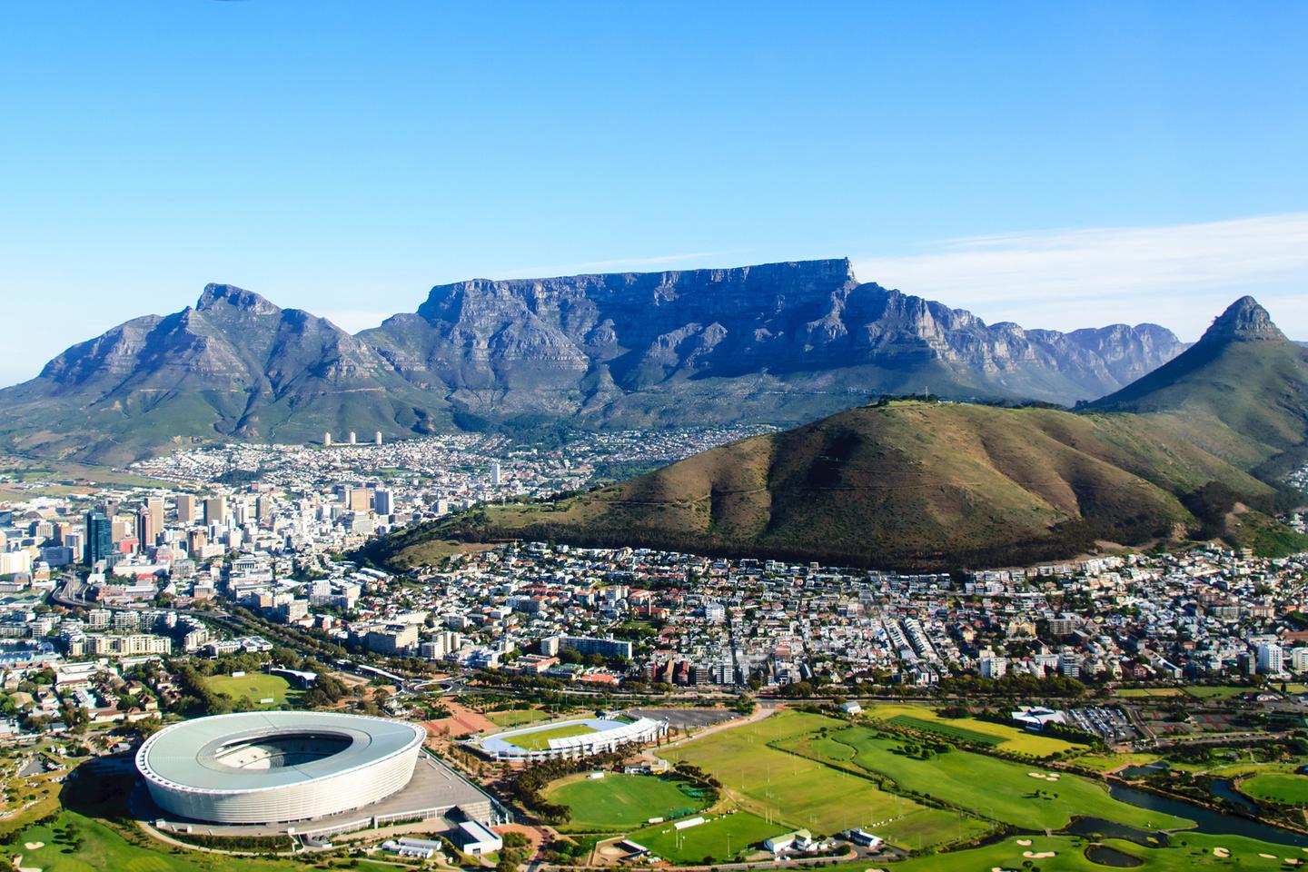 suedafrika-kapstadt-tafelberg-t-639911686.jpg