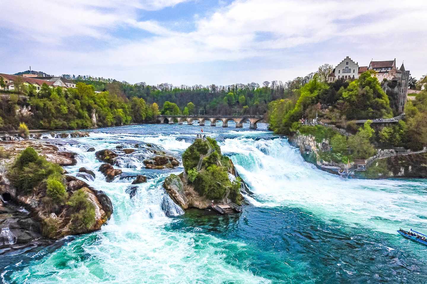 schweiz-bodensee-rheinfall-schaffhausen-wasserfall-g-1342773922.jpg