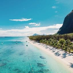 mauritius-vs-malediven-strand-schnellcheck-mauritius-g-1189096679.jpg
