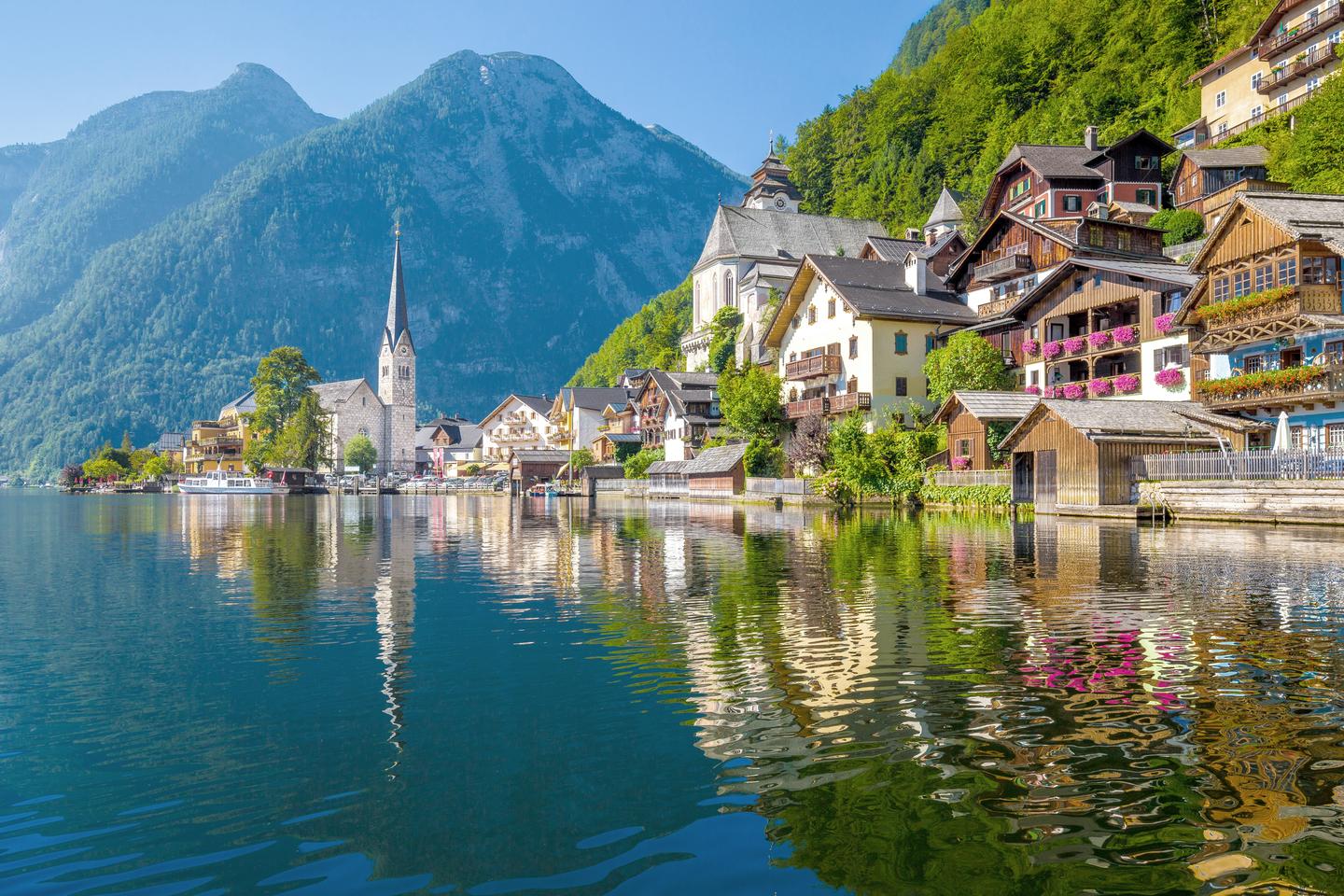 oesterreich-halstatt-g-619638160.jpg