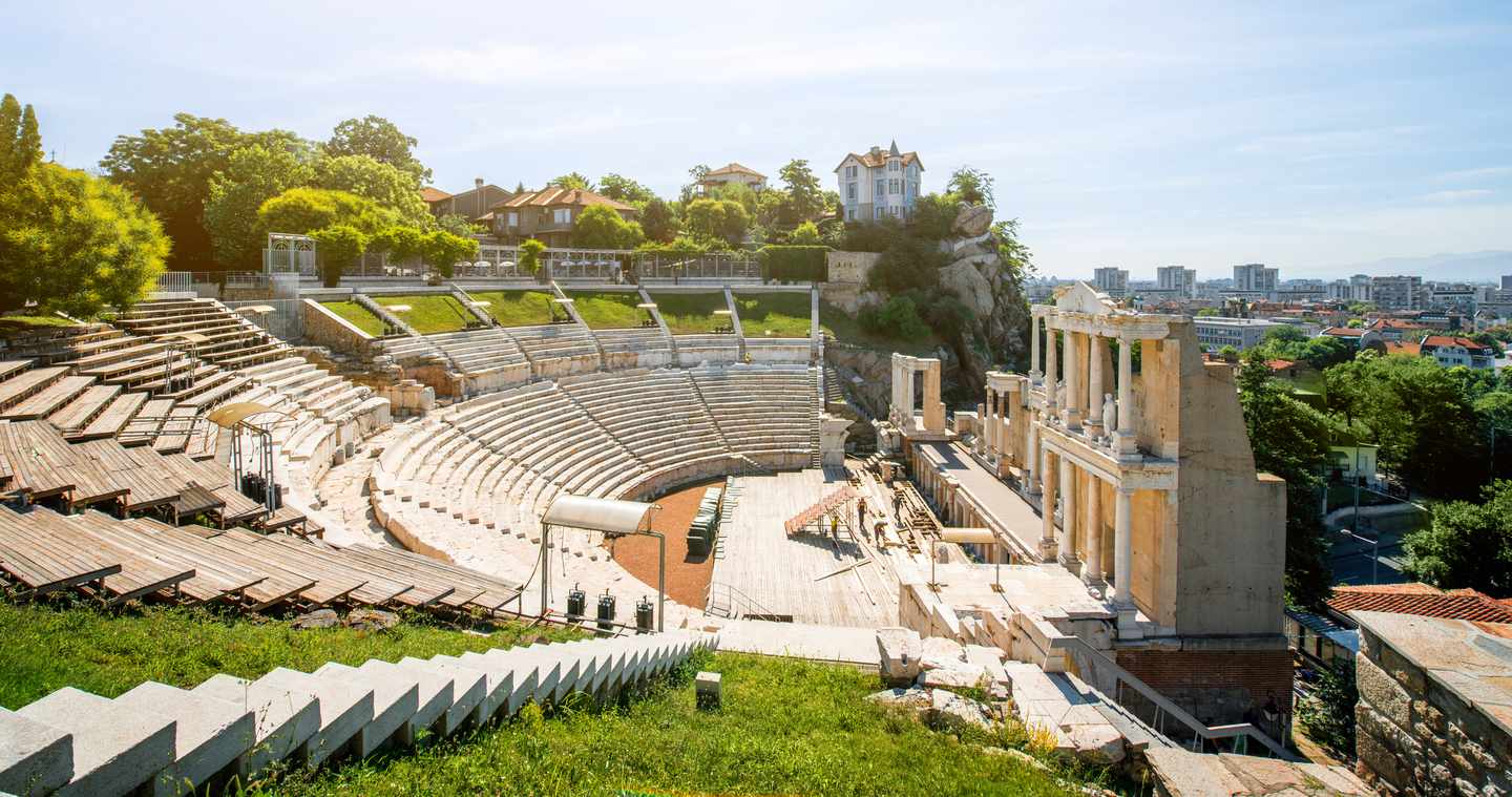 bulgarien-plovdiv-roemisches-theater-g-477382200.jpg