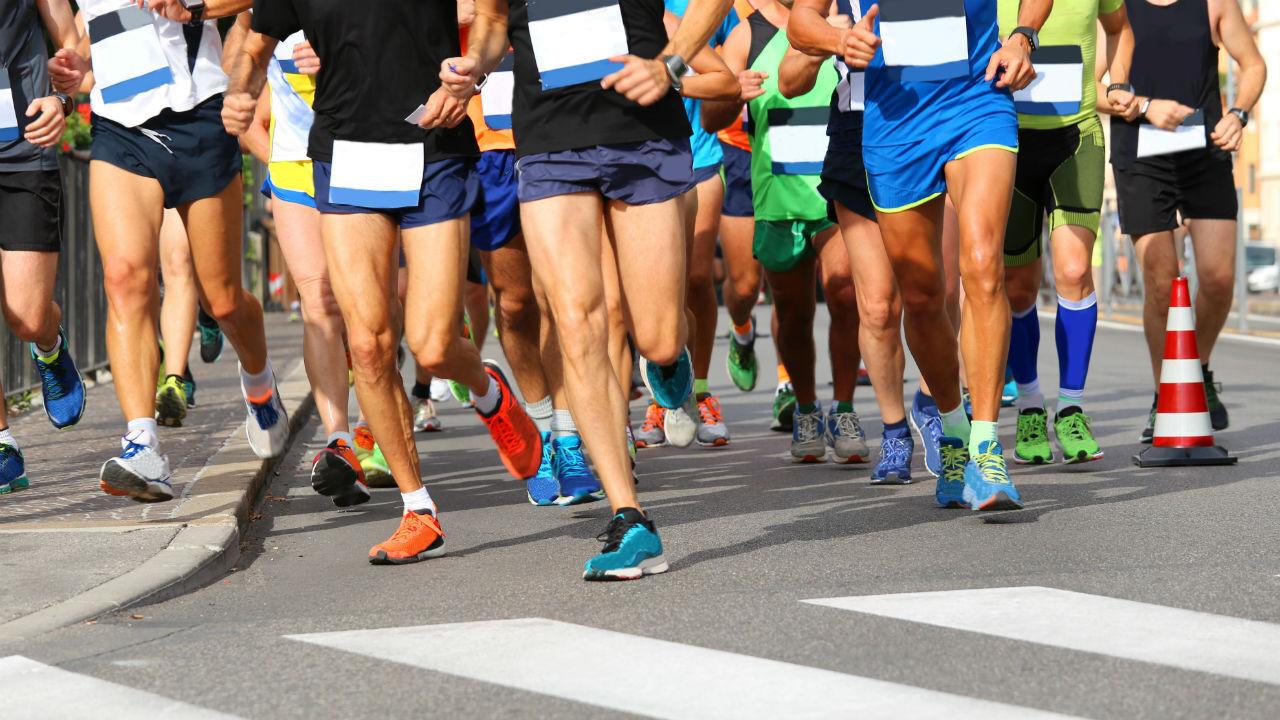 marathon-laeufer-g-896715384.jpg