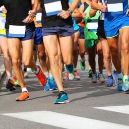 marathon-laeufer-g-896715384.jpg