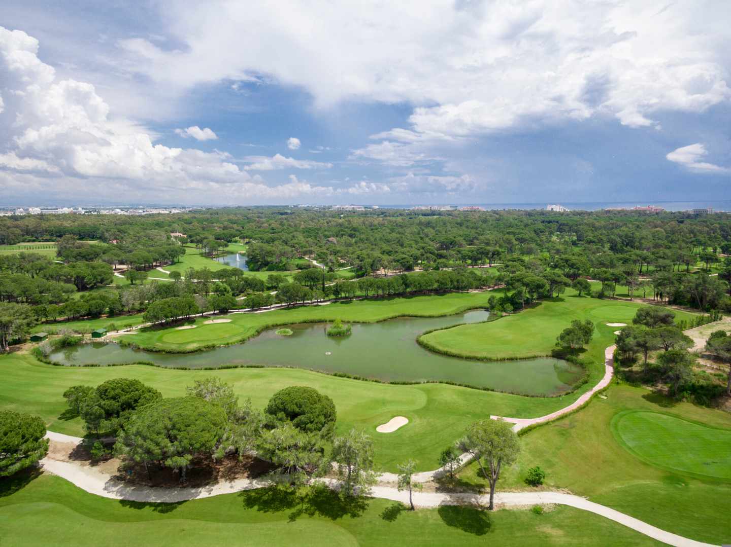türkei-belek-golfplatz-klein-g-686066218.jpg