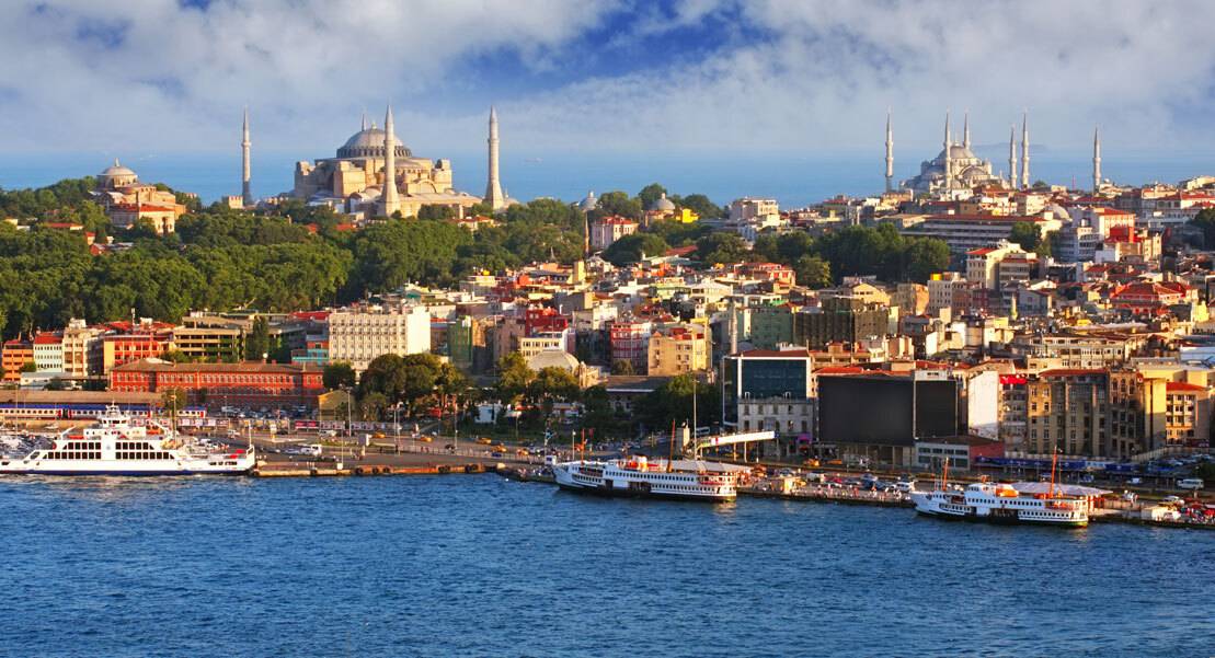 bltd0ae0d39ca41e384-istanbul-hagia-sophia-sultan-ahmad-moschee-t-161855331.jpg istanbul-hagia-sophia-sultan-ahmad-moschee-t-161855331.jpg