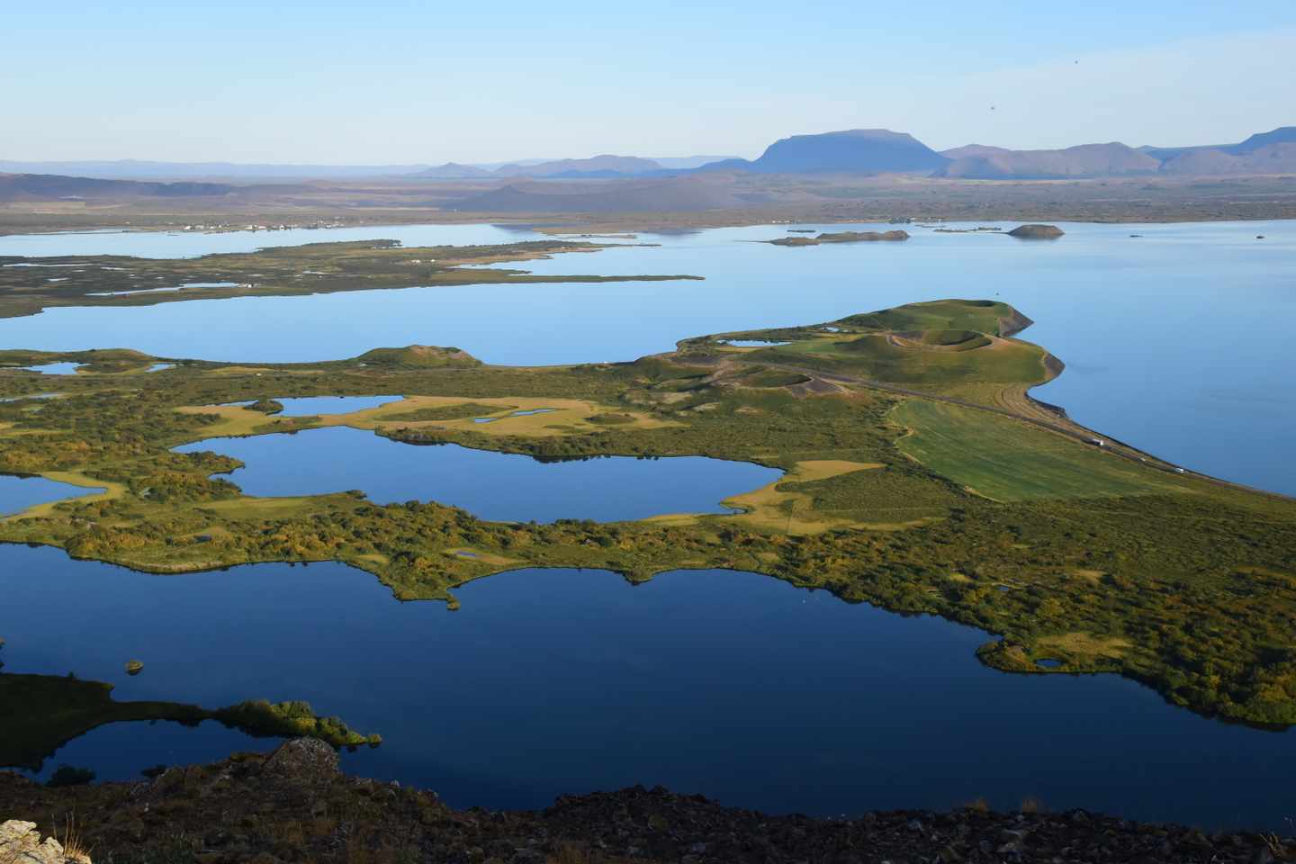blt329a11d002e7bdab-island-vindbelgjarfjall-luftansicht-myvatn-i-lena-herrmann.JPG Luftansicht des Myvatn in Island