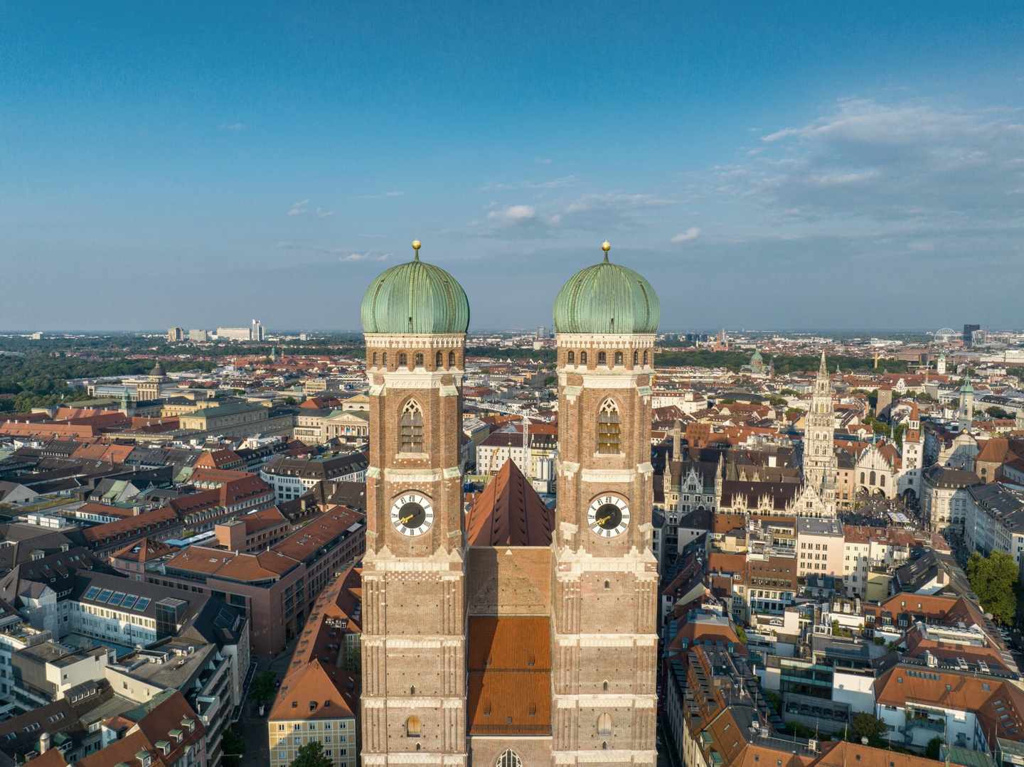 deutschland-muenchen-frauenkirche-g-1410808020.jpg