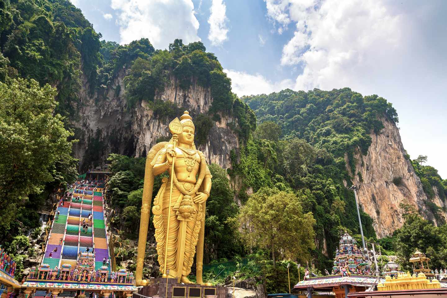blt0dd05b18d9e9a76e-Malaysia-Batu-H_hle-in-Kuala-Lumpur-g-1346399909.jpg Batu Höhle in Kuala Lumpur