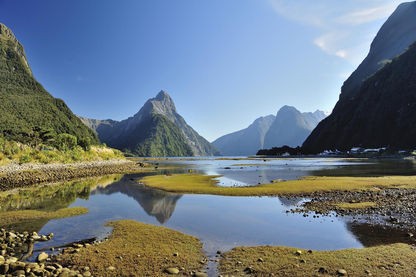 neuseeland-milford-sounds--t-185843259.jpg