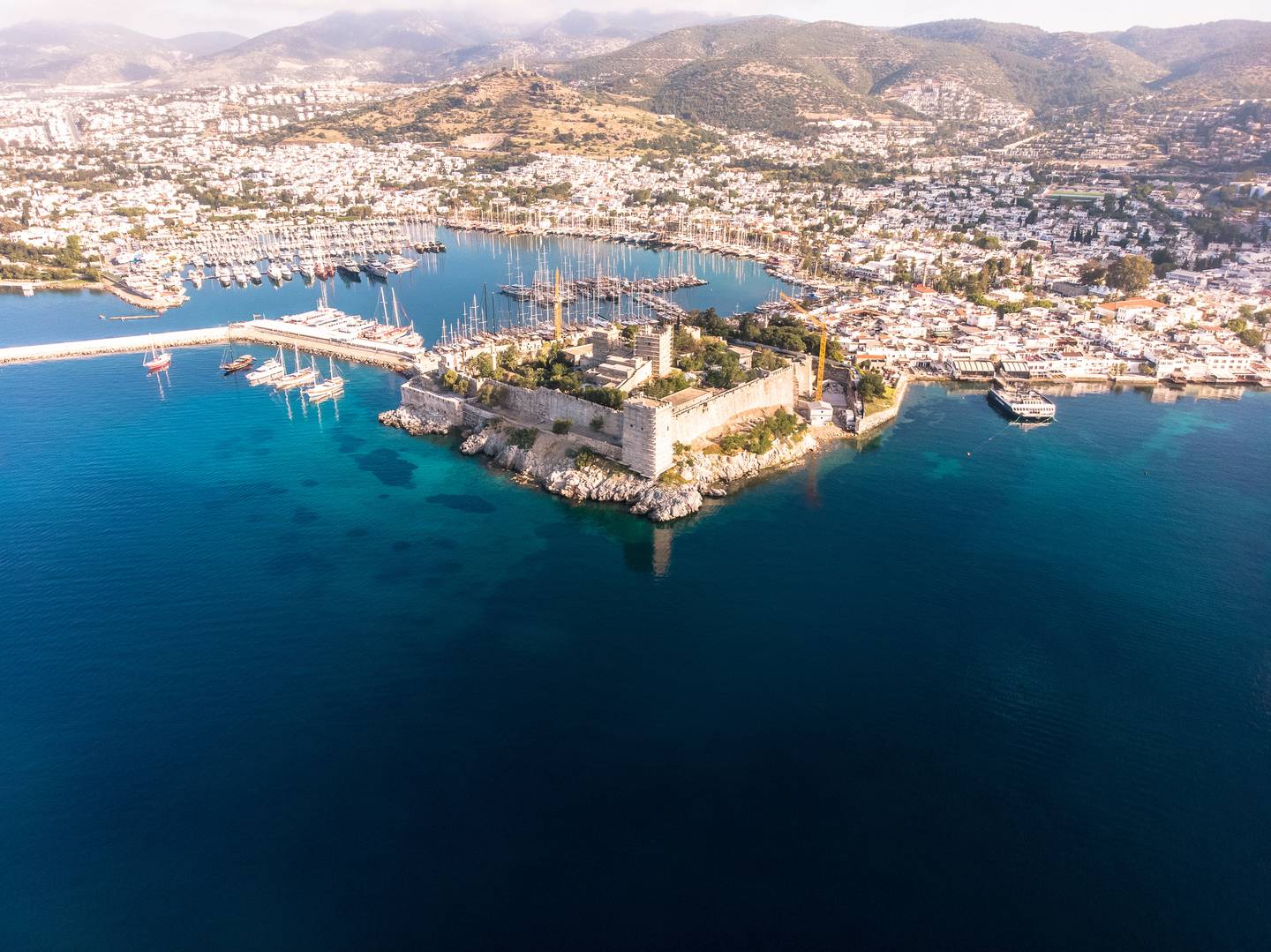 tuerkei-aegaeis-bodrum-schloss-g-1146418963.jpg.png
