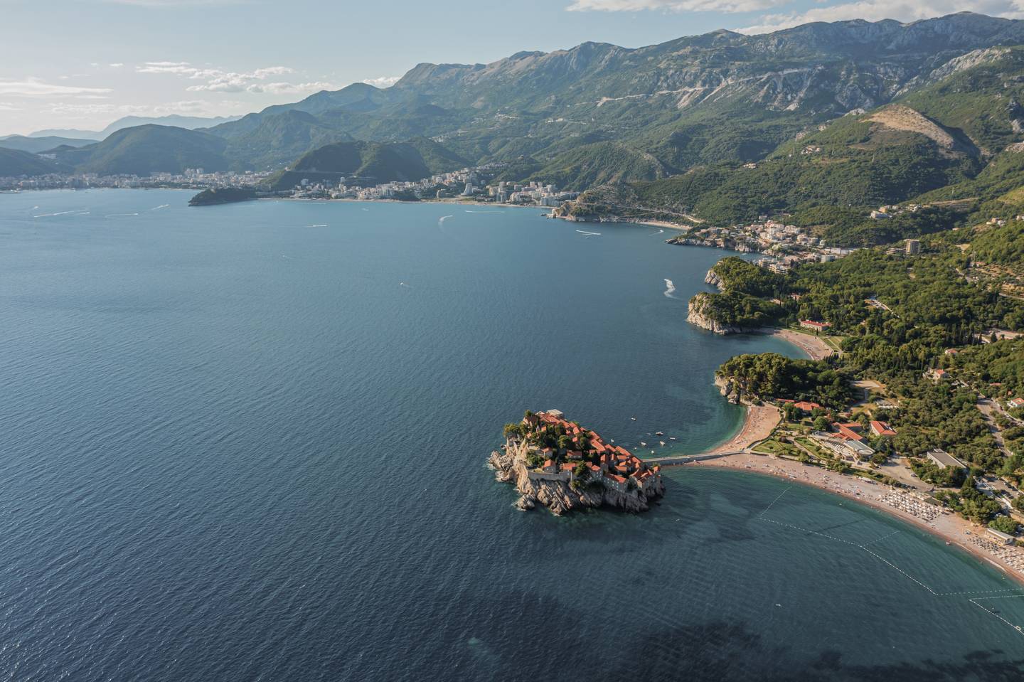 blt3004b723b6803d3c-montenegro-blaues-meer-von-oben-kueste-g-1432193851_bearbeitet.jpg montenegro-blaues-meer-von-oben-kueste-g-1432193851_bearbeitet.jpg