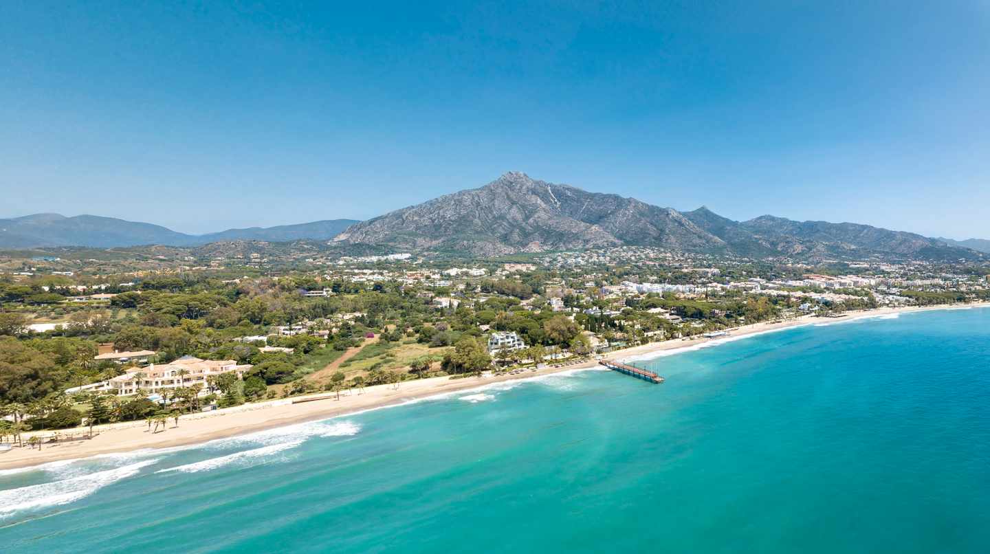 spanien-marbella-strand-puente-romano-g-1293889440.jpg