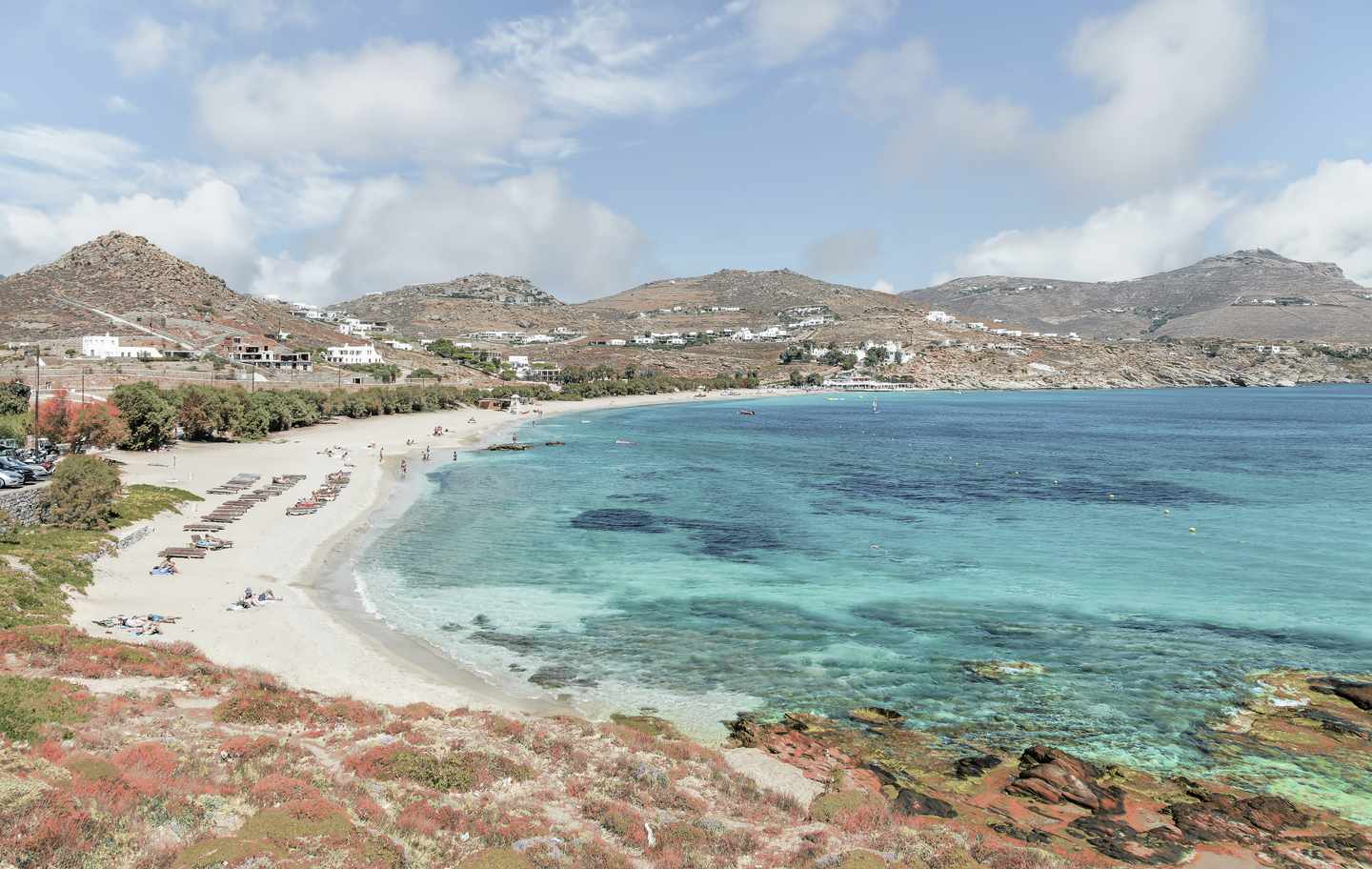 griechenland-mykonos-kalafatis-strand-und-hügellandschaft-g-1720607431_bearbeitet.jpg