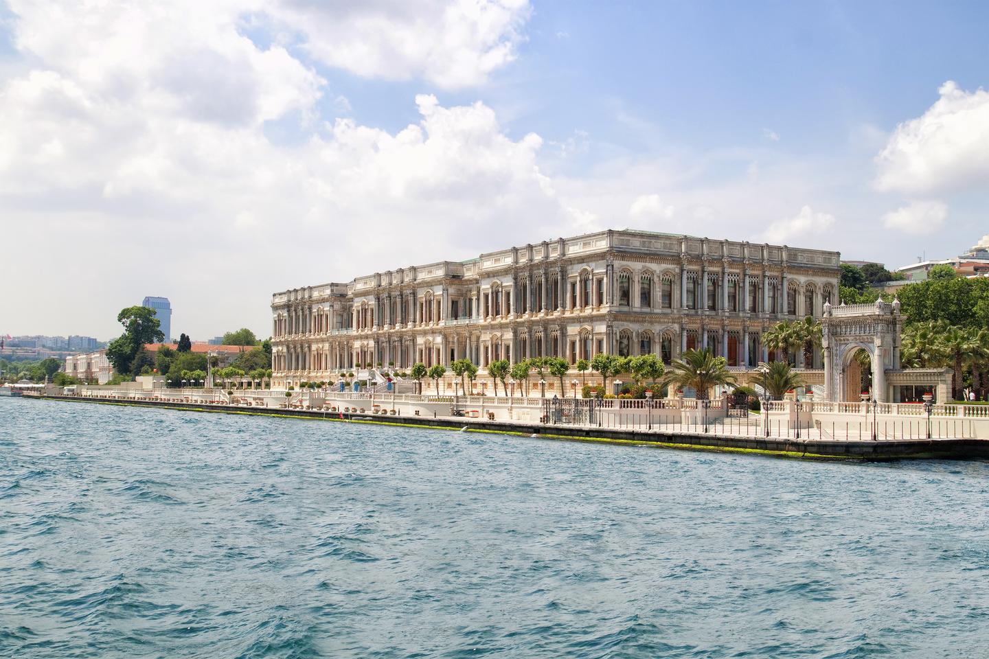 ciragan-palace-g-926461310.jpg
