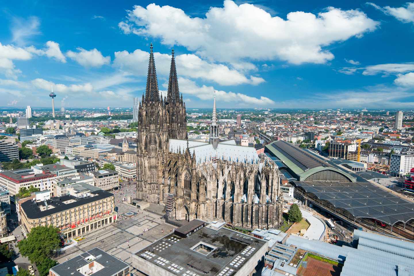hotel-köln-hauptbahnhof-g-923622970.jpg