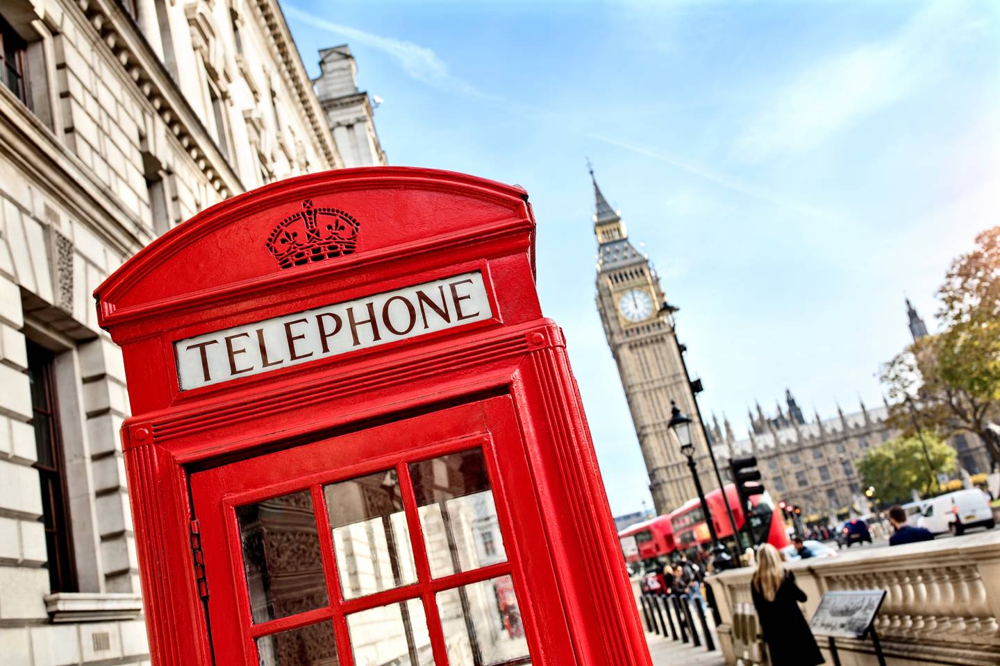 grossbritannien-london-big-ben-telefonzelle-parlament-g-495440324.jpg