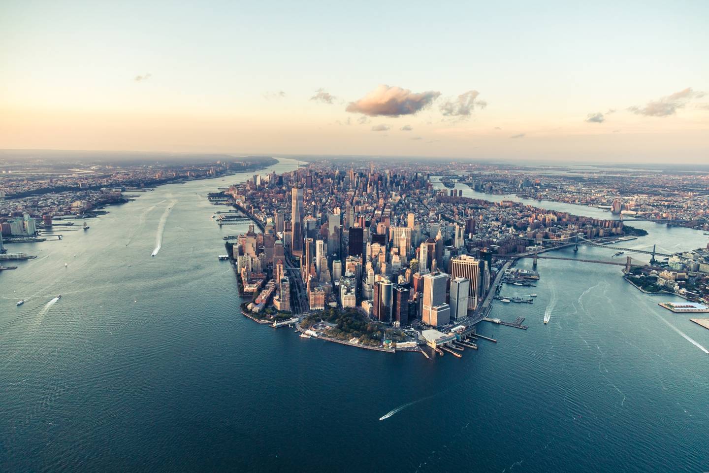 usa-new-york-manhatten-skyline-g-605752252.jpg