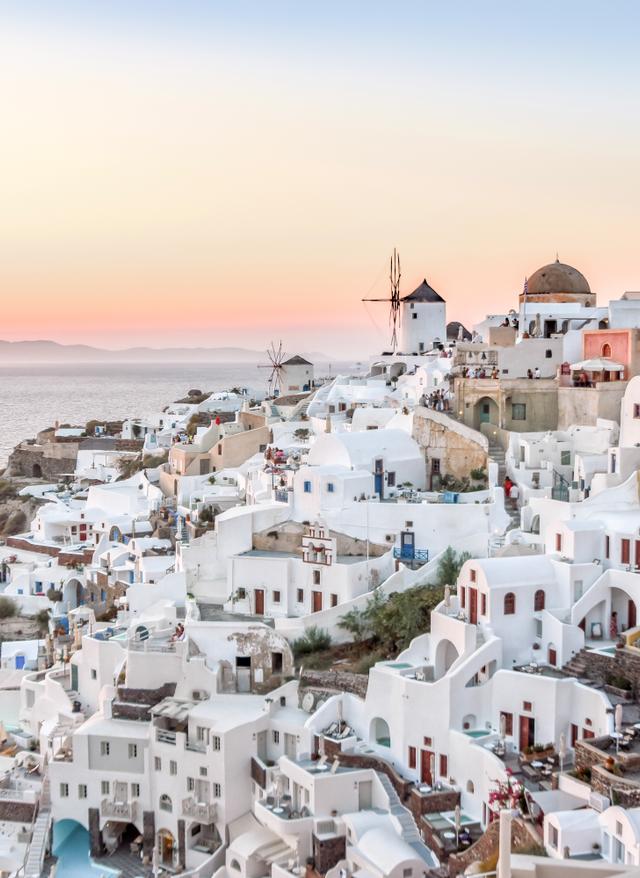 griechenland-santorini-oia-g-1460321395.jpg