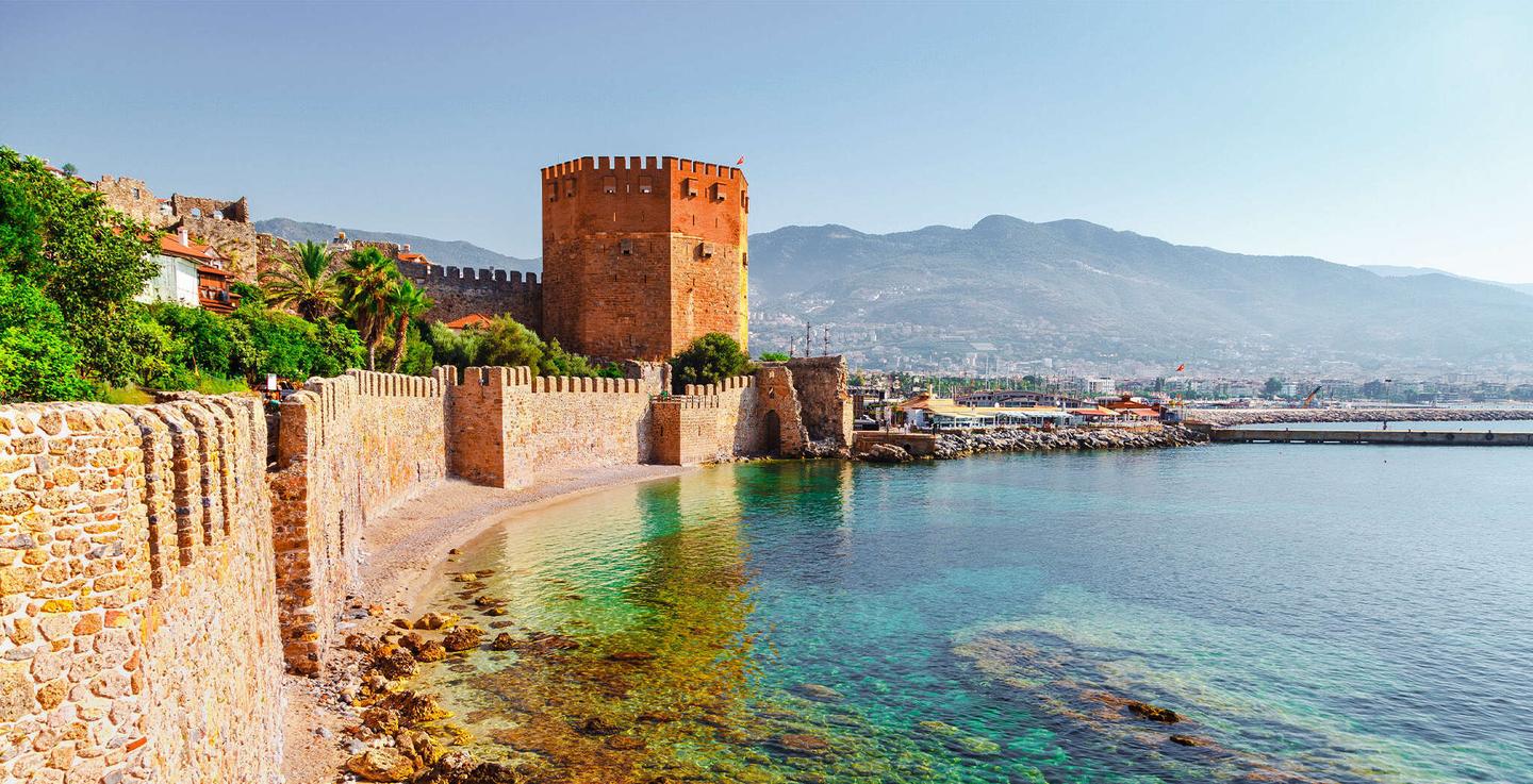 bltda992077d27ff920-tuerkei-alanya-sehenswuerdigkeit-teilstueck-eines-alten-schlosses-g-821804760.jpg tuerkei-alanya-sehenswuerdigkeit-teilstueck-eines-alten-schlosses-g-821804760.jpg