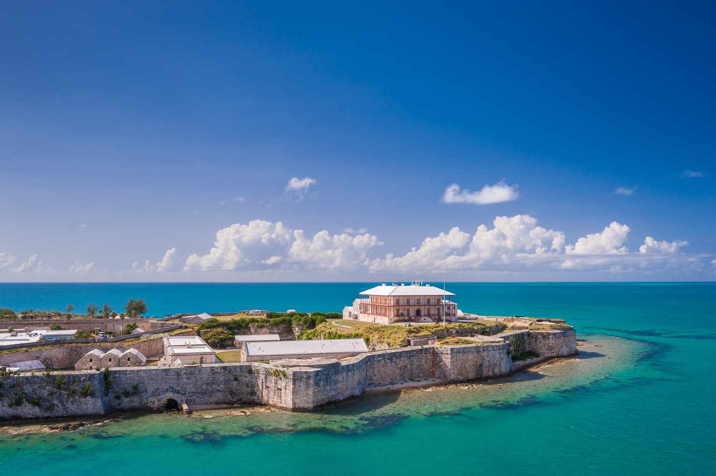 bermuda-kings-wharf-t-499518188.jpg