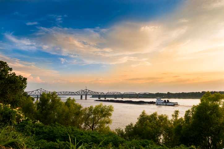 usa-mississippi-vicksburg-bruecke-g-643564742.jpg