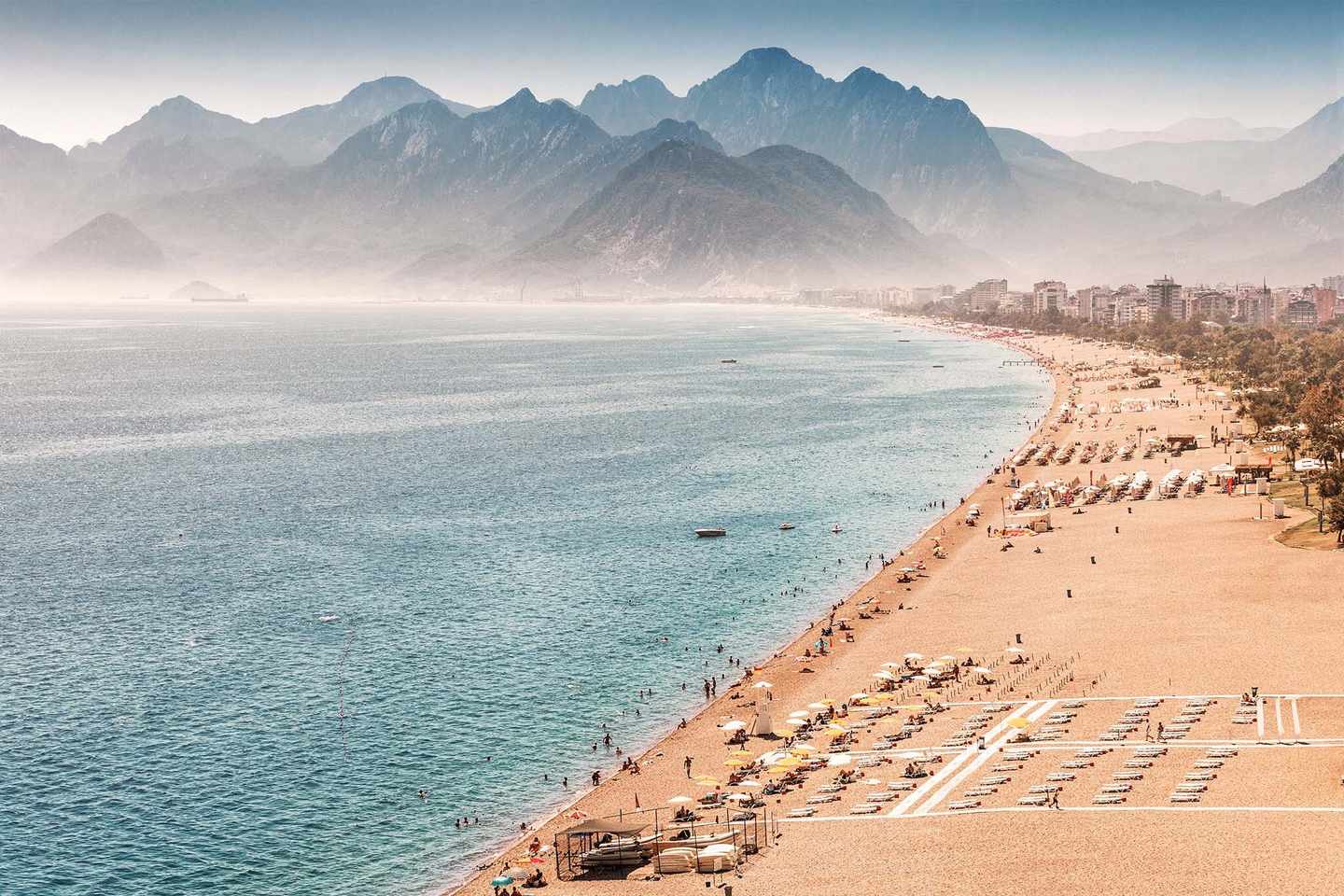 tuerkei-antalya-straende-luftaufnahme-des-laengsten-standes-in-antalya-der-konyaalti-strand-g-1301407730.jpg