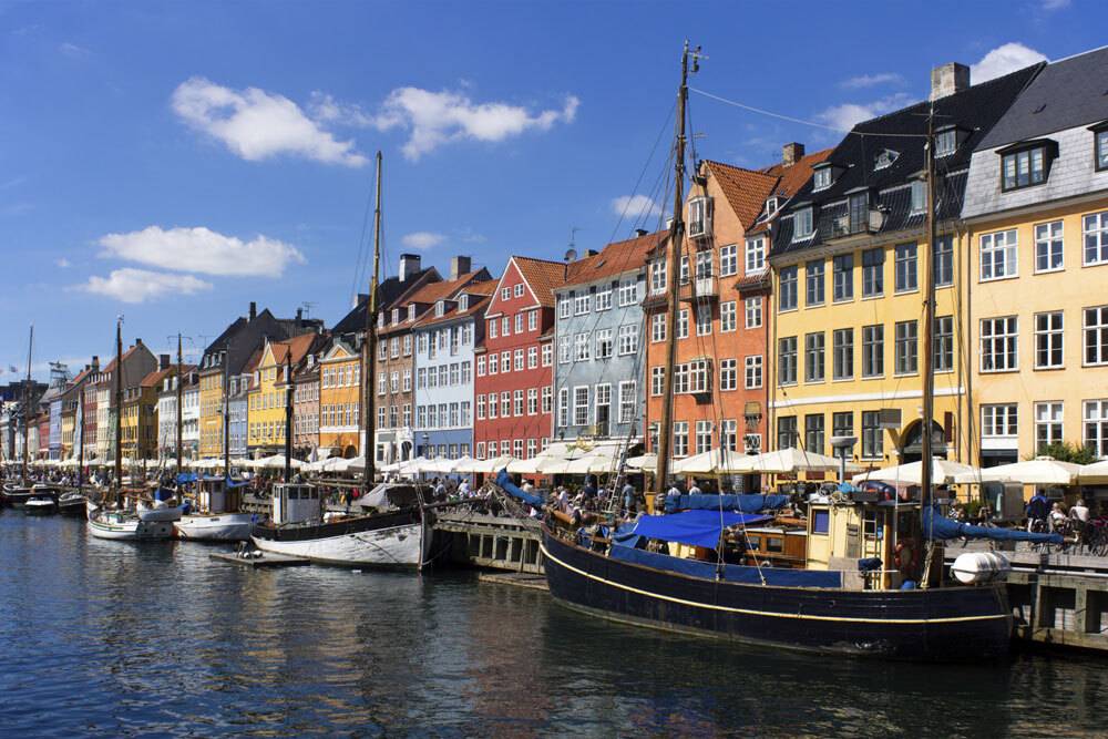 blt4f1debc47fbd0ea4-kopenhagen-nyhavn-t-183133789.jpg kopenhagen-nyhavn-t-183133789.jpg
