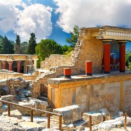 kreta-palast-knossos-ruinen-heraklion-g-941579390.jpg