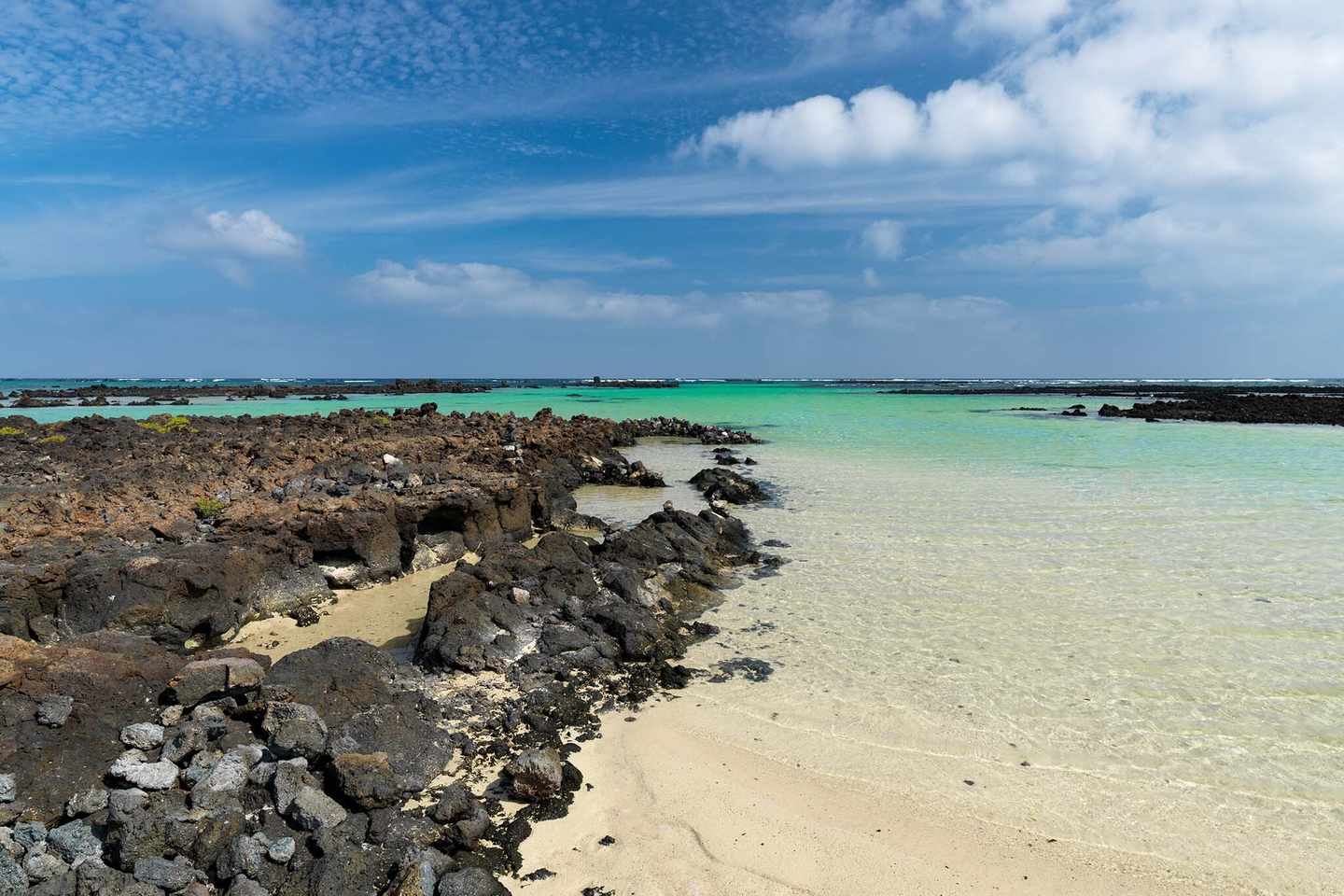 spanien-lanzarote-orzola-playa-de-la-cantería-strand-g-155144144.jpg