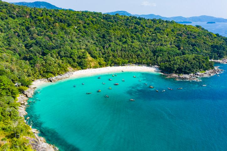 patong-beach-luftaufnahme-strand-g-1132044186.jpg