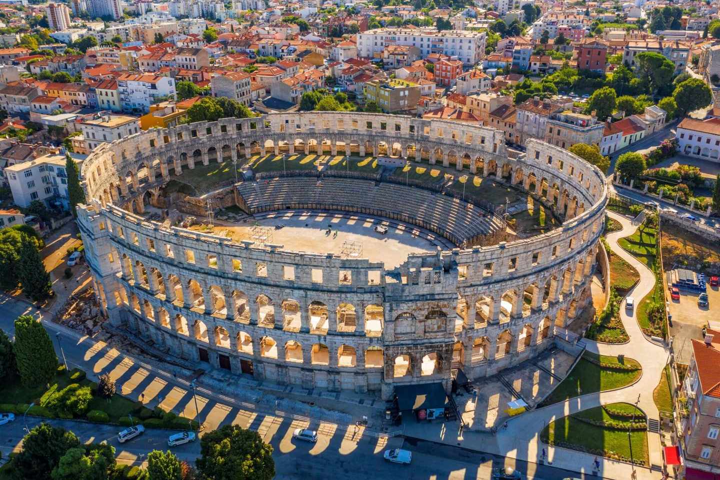 kroatien-pula-arena-g-1172572322.jpg