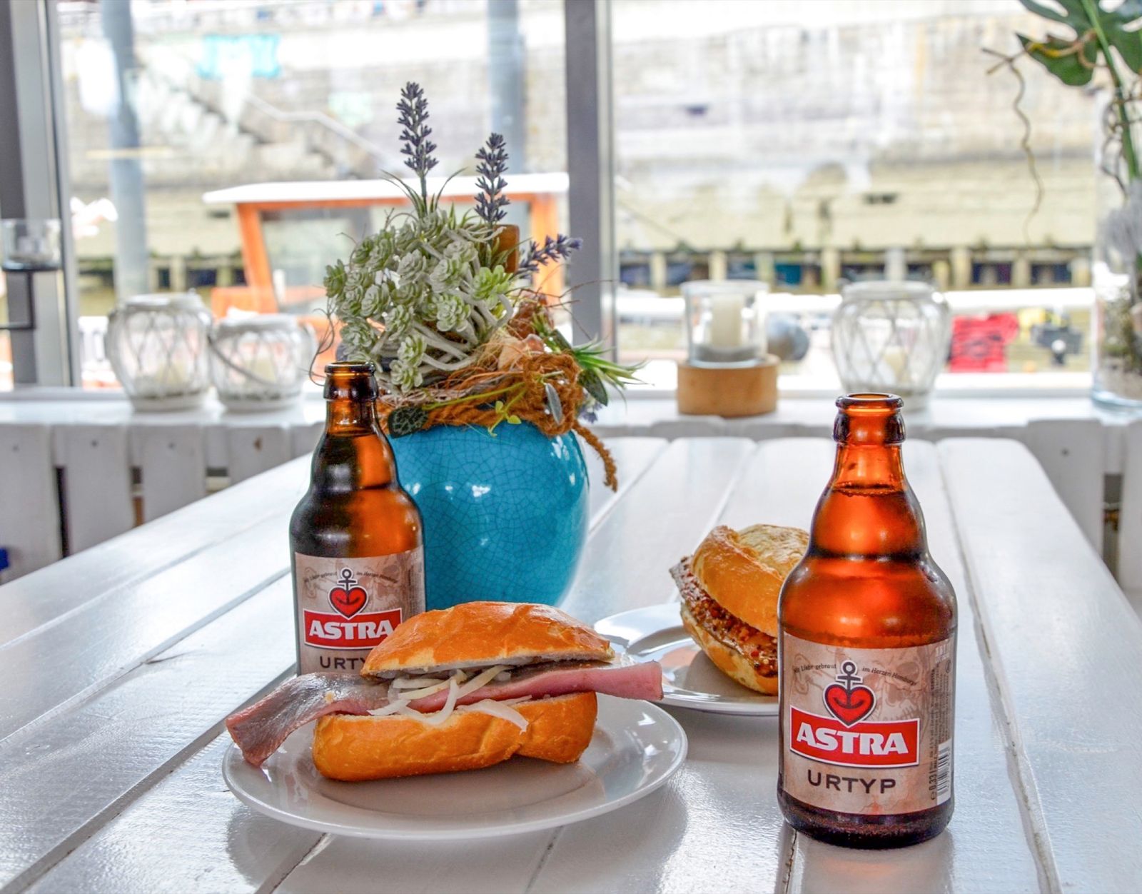 Fischbrötchen bei Brücke 10