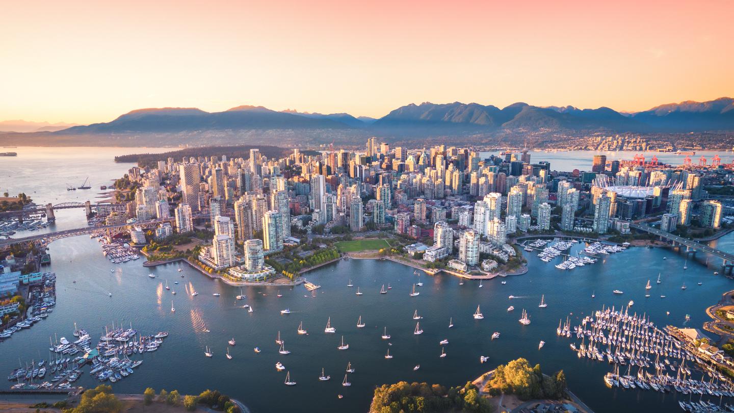blt0b1b15deddbc452b-kanada-vancouver-luftaufnahme-skyline-sonnenuntergang-g-1453719521.jpg kanada-vancouver-luftaufnahme-skyline-sonnenuntergang-g-1453719521.jpg