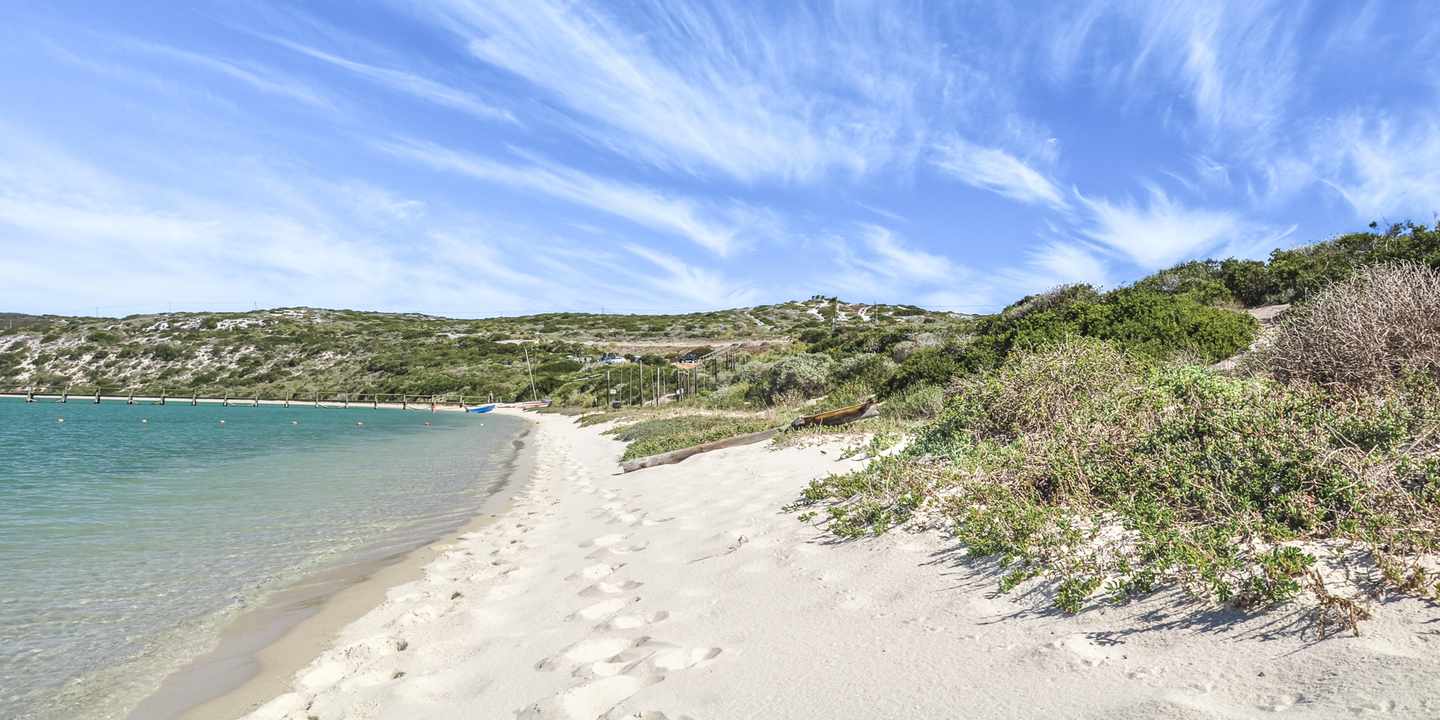 suedafrika-westkueste-national-park-langebaan-lagoon-strand-lagune-g-489428011.jpg