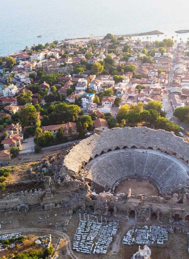 Türkische Riviera Sehenswürdigkeiten: Side von oben