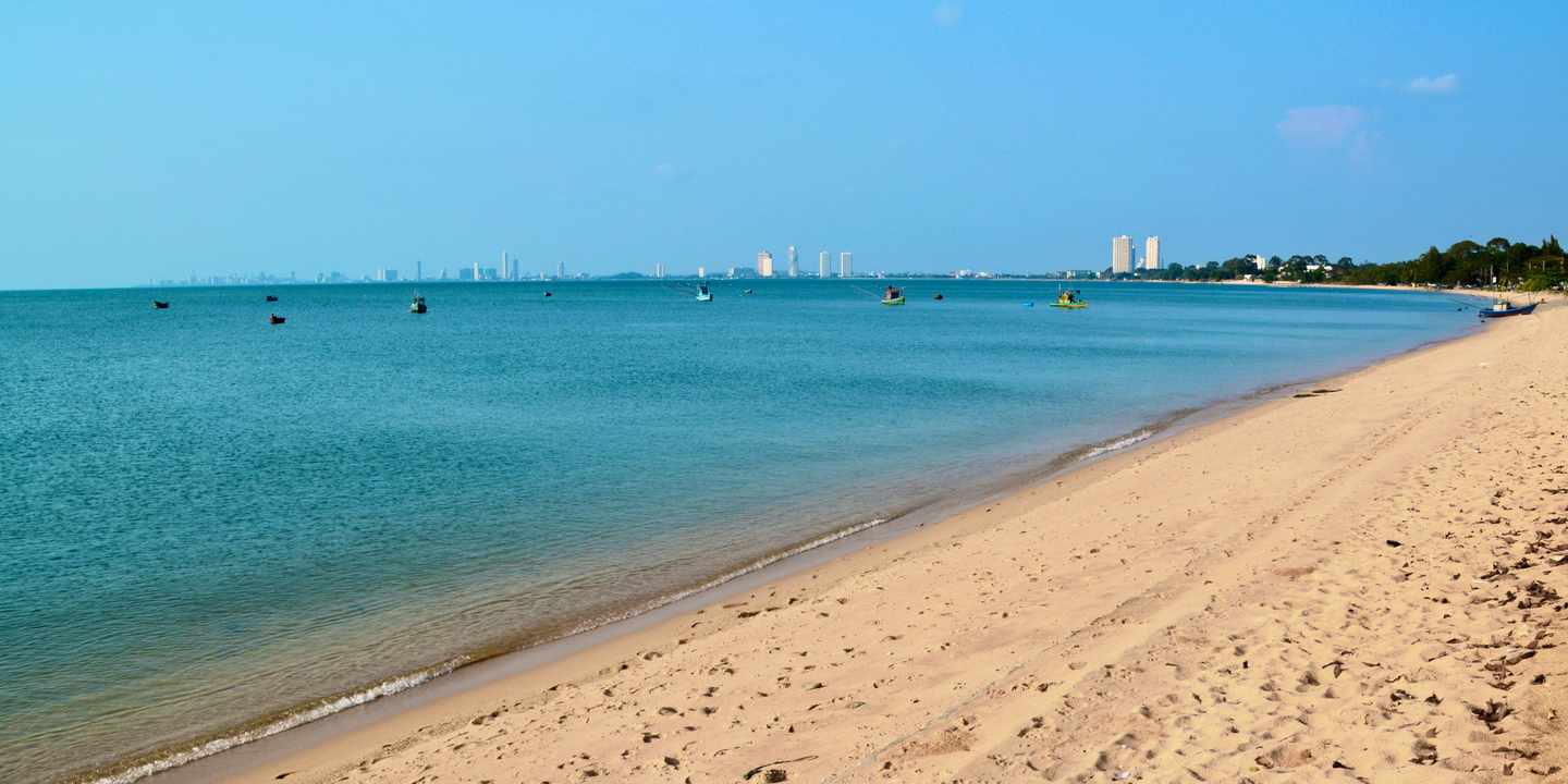 thailand-pattaya-bang-saray-beach-g-485131410.jpeg