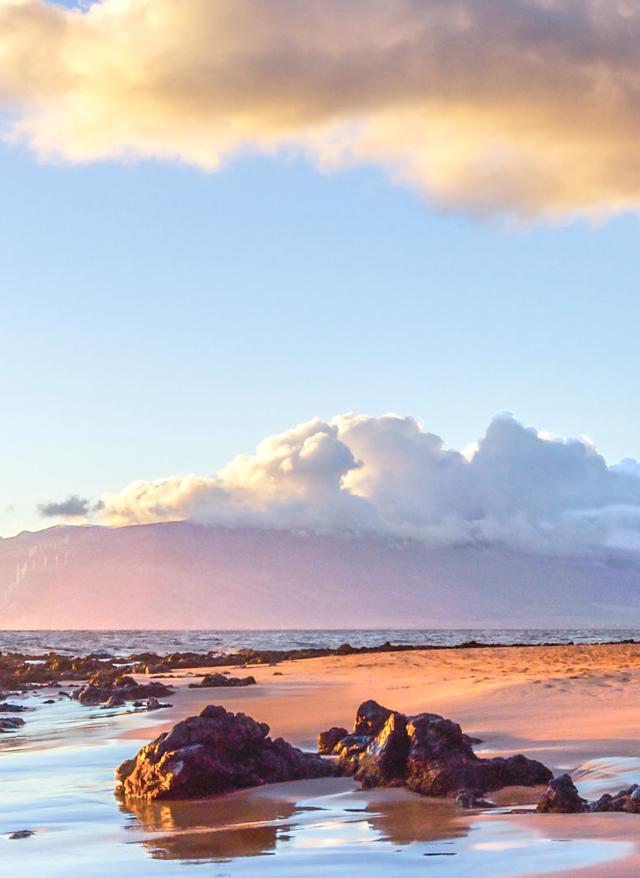 Hawaii Urlaub usa-hawaii-sonnenuntergang-am-strand-von-maui-g-967082682.jpg