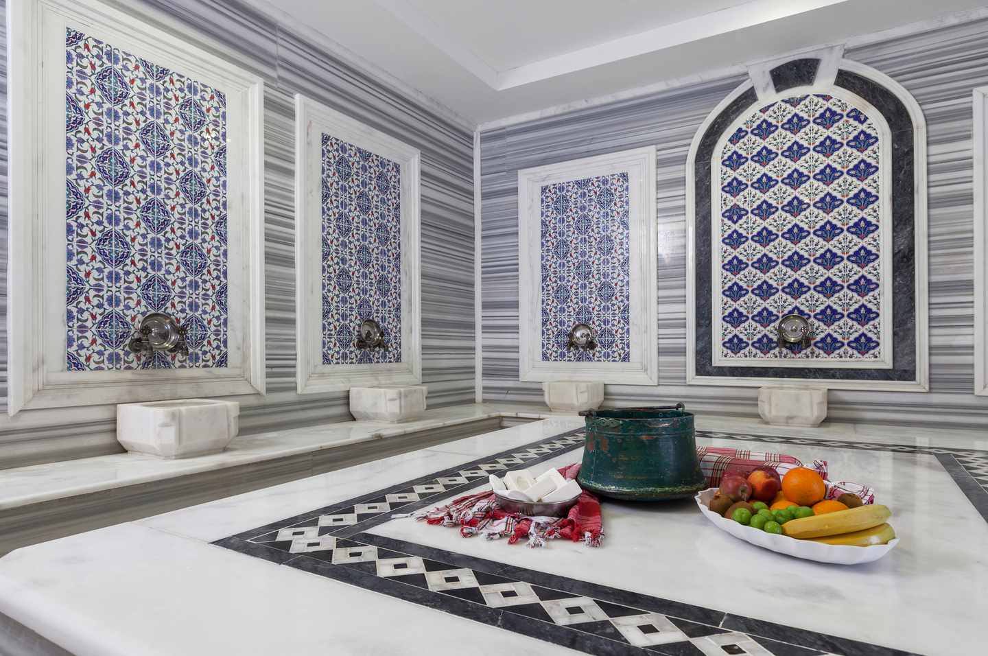 wellnesshotel-istanbul-g-476441871.jpg