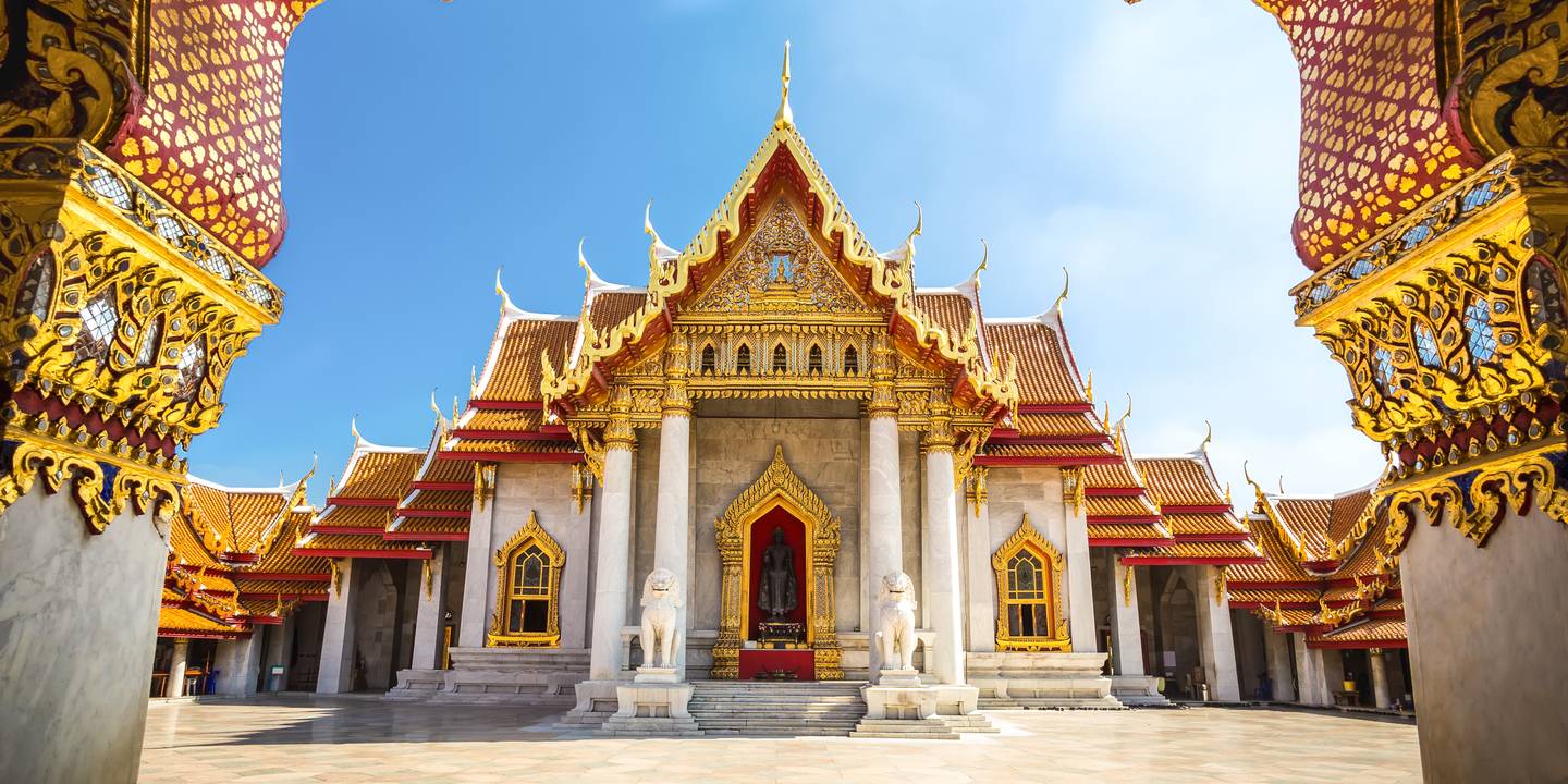 blt51aa09bf0300735e-Thailand-allgemein-Goldener-Tempel-durch-Torbogen-g-963097360.jpg bangkok-wat-benchamophit-g-963097360.jpg