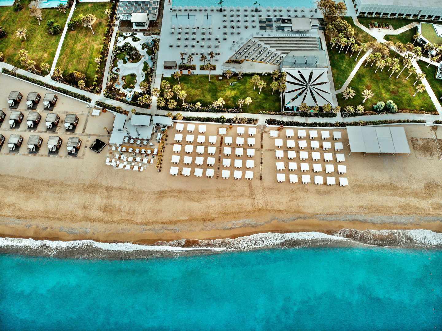 bltb38513930defad0e-tuerkei-paloma-finesse-strand.jpg Die schönsten Küsten der Türkei: Paloma Finesse – Blick auf den Strand